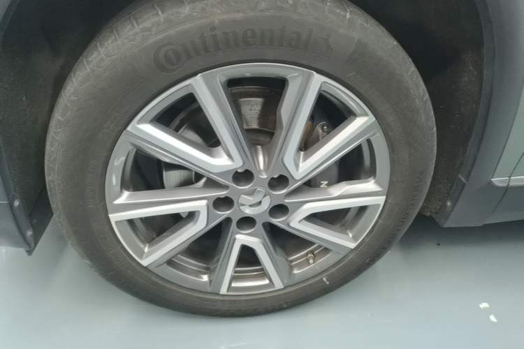 Used Nio ES8 2022 75 kWh Six-Seater Version Left Front Wheel Hub