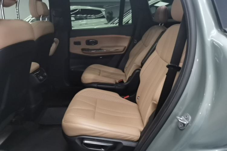 Used Nio ES8 2022 75 kWh Six-Seater Version Left Rear Seat