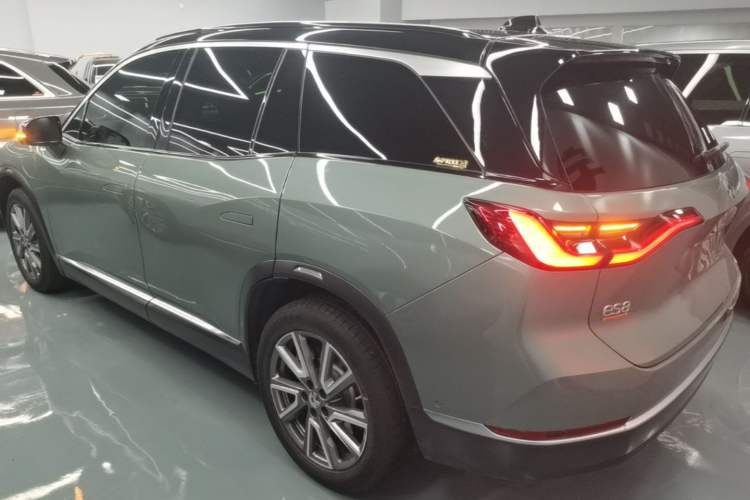 Used Nio ES8 2022 75 kWh Six-Seater Version Rear Left 45 Deg
