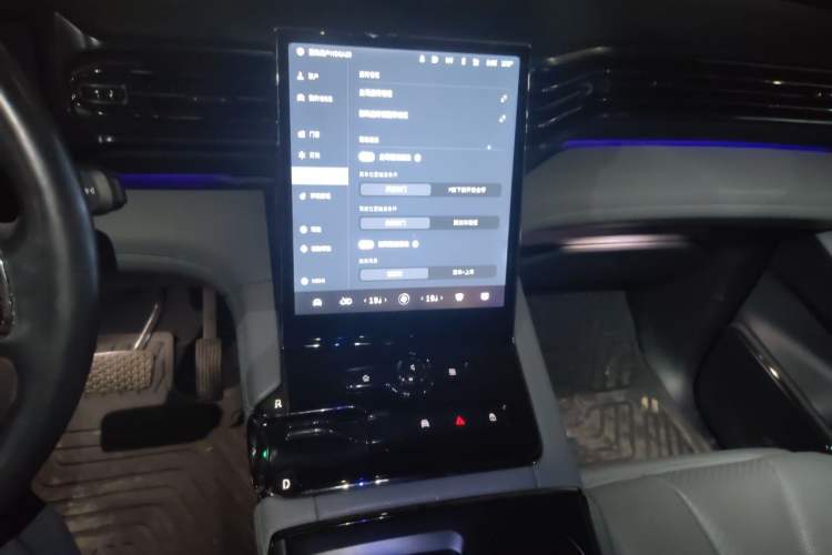 Used Nio ES8 2022 100kWh Signature Edition Seven-Seater Audio And AC Panel