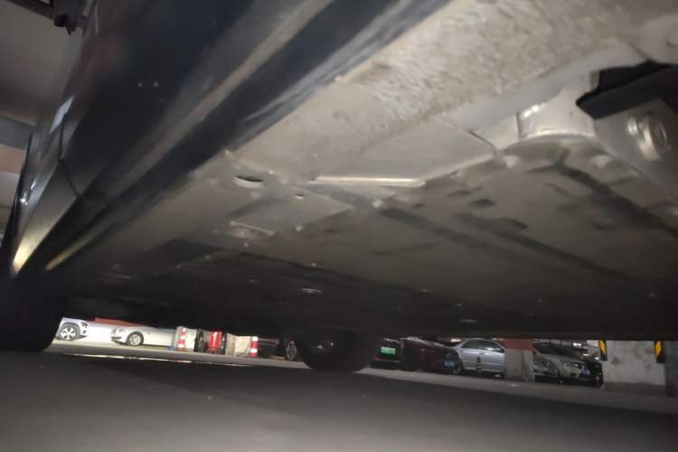 Used Nio ES8 2022 100kWh Signature Edition Seven-Seater Chassis Rear Left