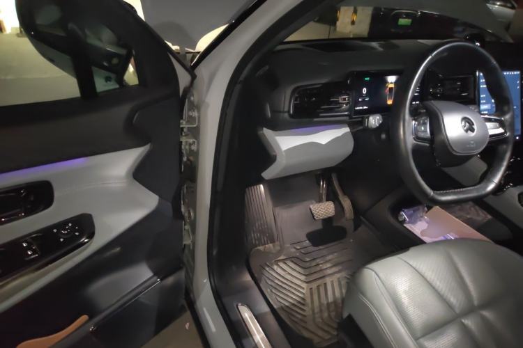Used Nio ES8 2022 100kWh Signature Edition Seven-Seater Driver Seat