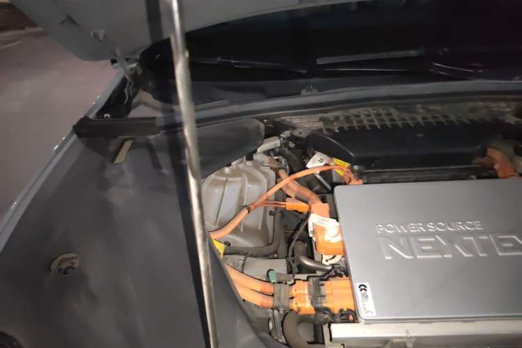 Used Nio ES8 2022 100kWh Signature Edition Seven-Seater Engine Bay Right