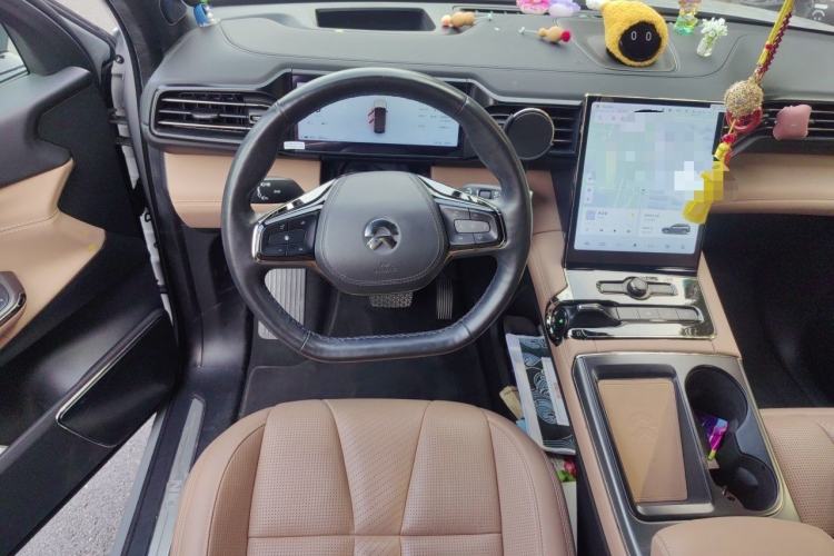 Used Nio ES8 2022 100 kWh 7-Seater Version Steering Wheel