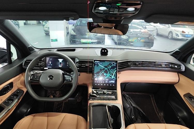 Used Nio ES8 2022 75 kWh 7-Seater Version Center Console