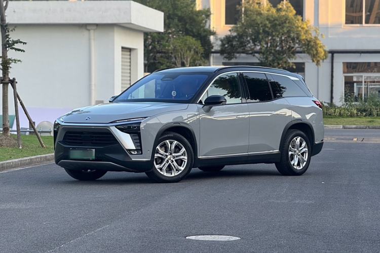 Used Nio ES8 2022 75 kWh Signature Edition Seven Seats Exterior 2