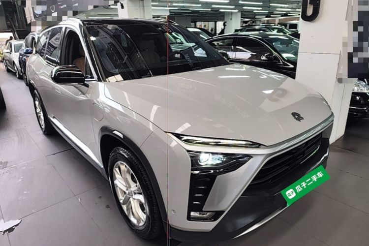 Used Nio ES8 2022 75 kWh 7-Seater Version Front Right 45 Deg
