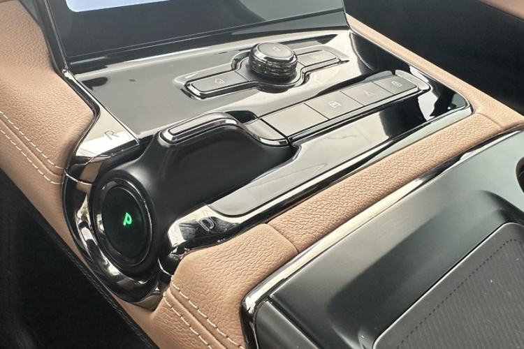 Used Nio ES8 2022 100 kWh Six-Seater Version Gear Lever