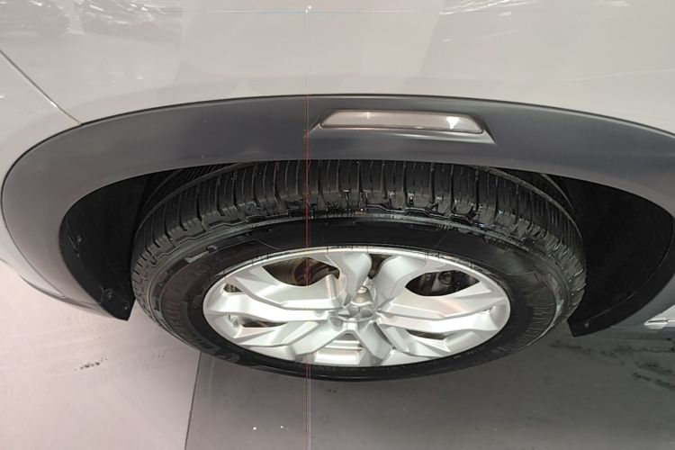 Used Nio ES8 2022 75 kWh 7-Seater Version Left Front Wheel Hub