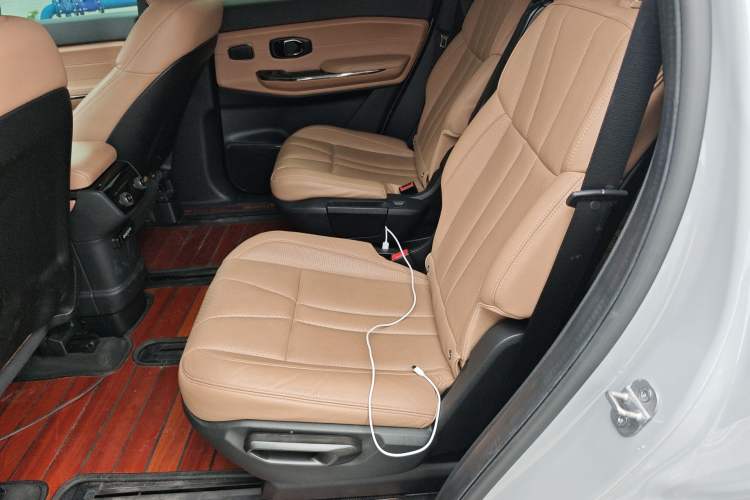 Used Nio ES8 2022 100 kWh Six-Seater Version Left Rear Seat
