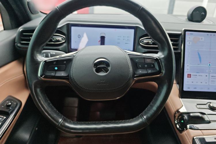 Used Nio ES8 2022 100 kWh Six-Seater Version Steering Wheel