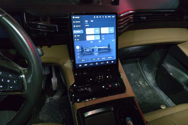 Used Nio ES8 2022 100 kWh 7-Seater Version Audio And AC Panel