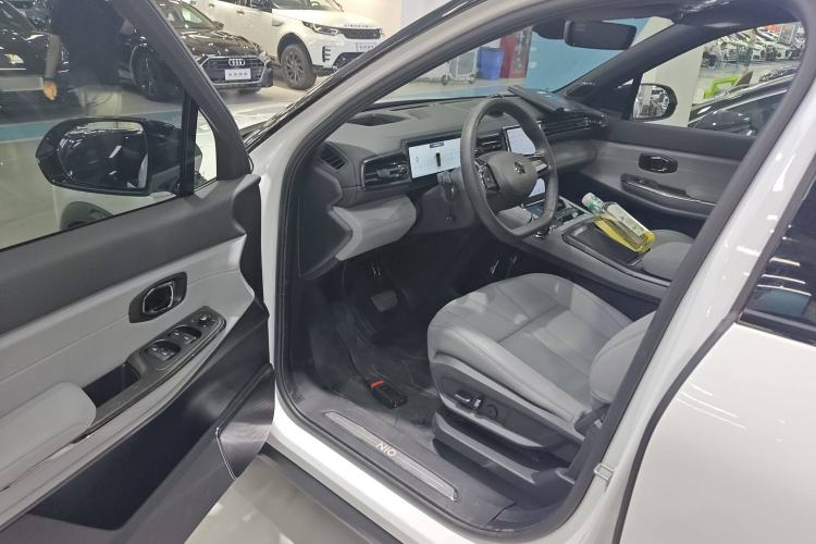 Used Nio ES8 2022 100 kWh Six-Seater Version Driver Seat