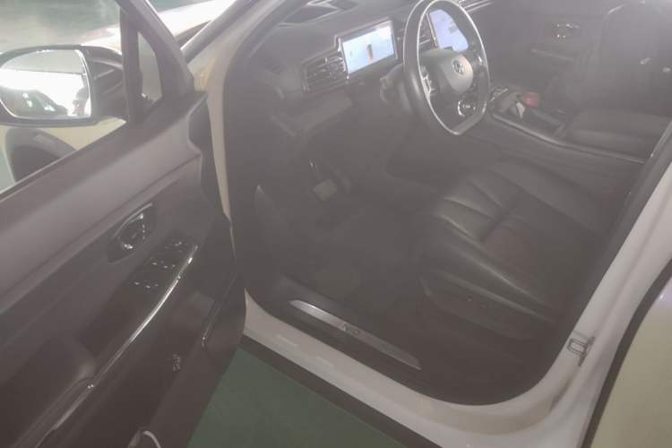 Used Nio ES8 2022 100 kWh Six-Seater Version Driver Seat