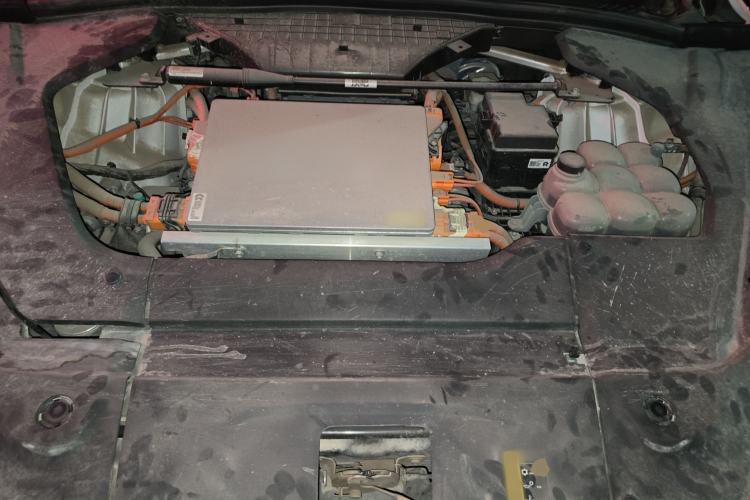 Used Nio ES8 2022 100 kWh 7-Seater Version Engine Bay