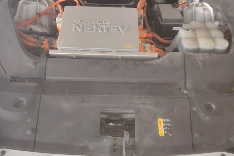 Used Nio ES8 2022 100 kWh Six-Seater Version Engine Bay