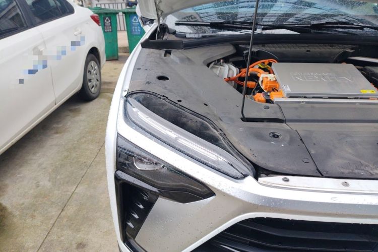 Used Nio ES8 2022 75 kWh Six-Seater Version Engine Bay Right