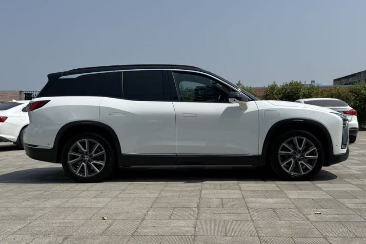 Used Nio ES8 2022 75 kWh 7-Seater Version Exterior 2