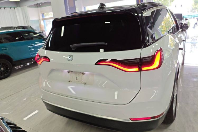 Used Nio ES8 2022 100 kWh 7-Seater Version Exterior 4