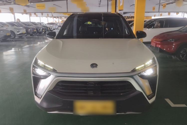 Used Nio ES8 2022 100 kWh Six-Seater Version Front