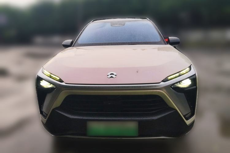 Used Nio ES8 2022 75 kWh Signature Edition Six-Seater Front