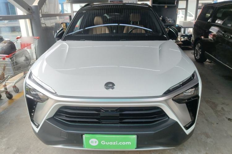 Used Nio ES8 2022 75 kWh Signature Edition Six-Seater Front