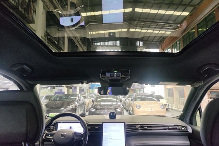 Used Nio ES8 2022 75 kWh 7-Seater Version Headliner