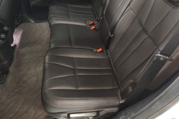 Used Nio ES8 2022 100 kWh 7-Seater Version Interior 4