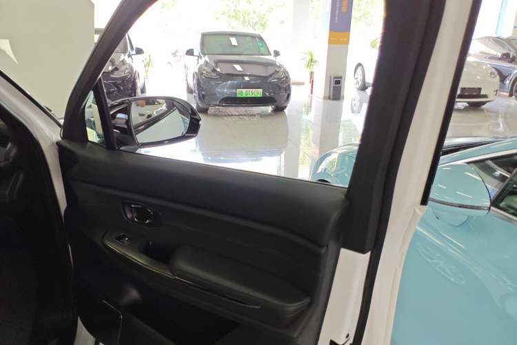 Used Nio ES8 2022 100 kWh 7-Seater Version Interior 5