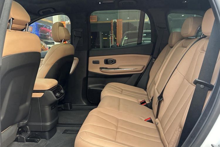 Used Nio ES8 2022 100kWh Signature Edition Seven-Seater Interior 7