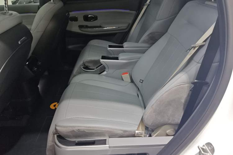 Used Nio ES8 2022 100 kWh Six-Seater Version Left Rear Seat