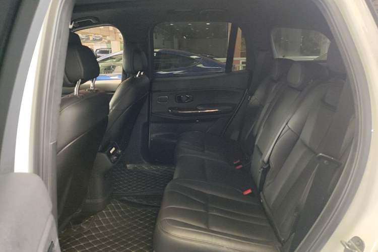 Used Nio ES8 2022 75 kWh 7-Seater Version Left Rear Seat