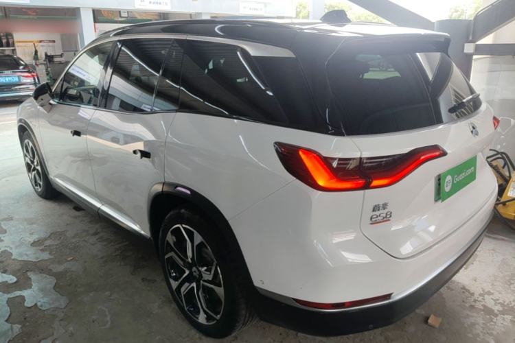 Used Nio ES8 2022 75 kWh Signature Edition Six-Seater Rear Left 45 Deg