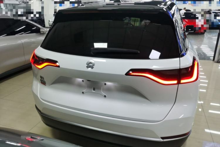 Used Nio ES8 2022 75 kWh Signature Edition Six-Seater Rear