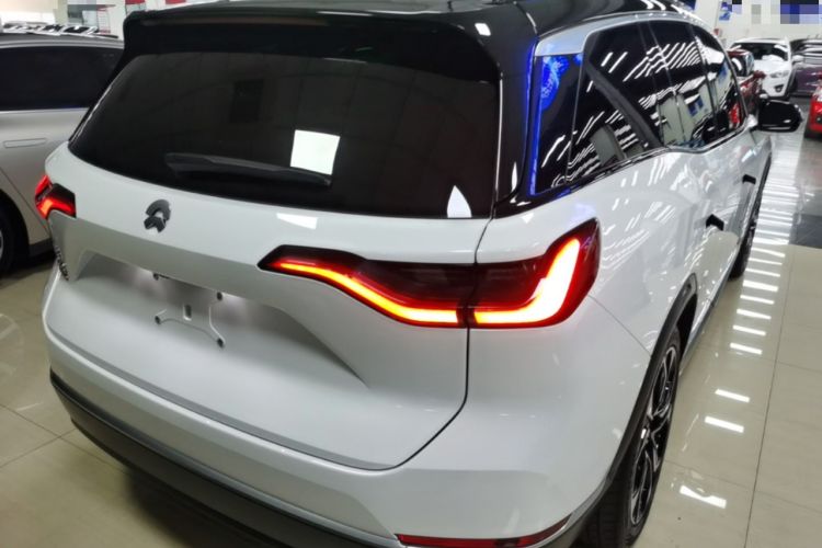 Used Nio ES8 2022 75 kWh Signature Edition Six-Seater Rear Right 45 Deg