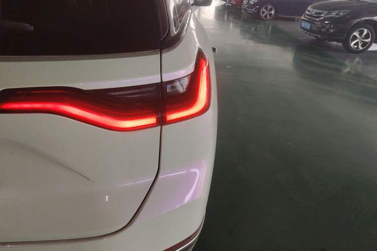 Used Nio ES8 2022 100 kWh Six-Seater Version Right Rear Taillight