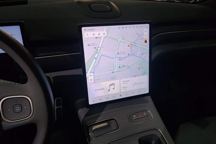 Used Nio ES8 2023 75 kWh Audio And AC Panel