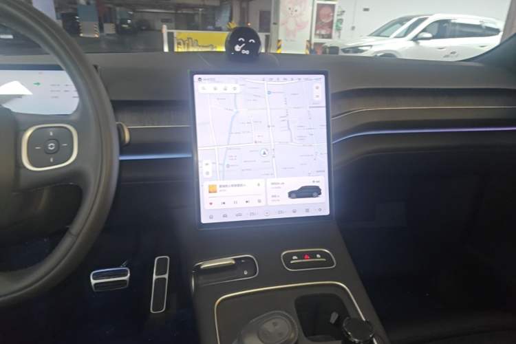 Used Nio ES8 2023 100kWh Signature Edition Audio And AC Panel
