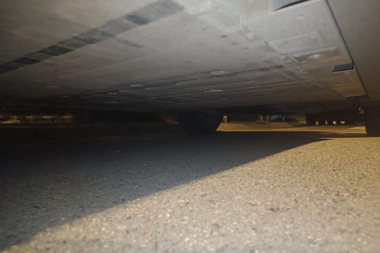 Used Nio ES8 2023 75 kWh Executive Edition Chassis Front Left