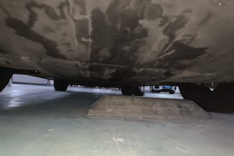 Used Nio ES8 2023 75 kWh Executive Edition Chassis Rear