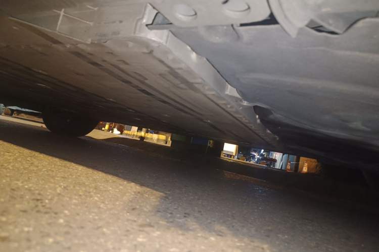 Used Nio ES8 2023 75 kWh Executive Edition Chassis Rear Left