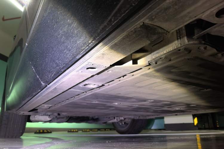 Used Nio ES8 2023 75 kWh Executive Edition Chassis Rear Left