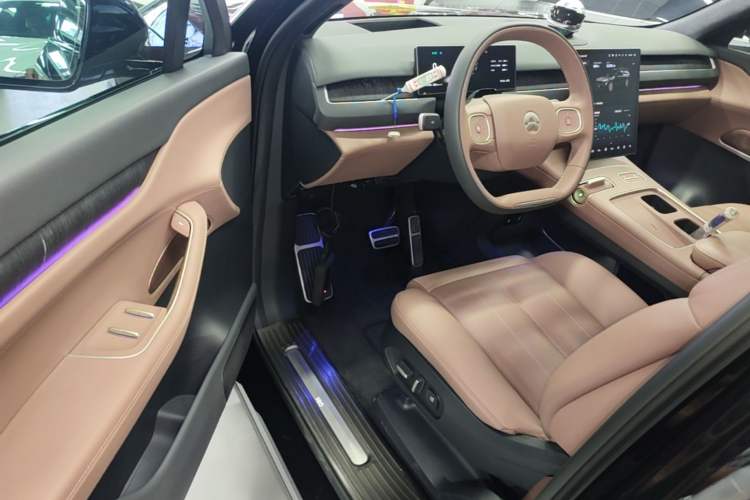 Used Nio ES8 2023 100kWh Driver Seat