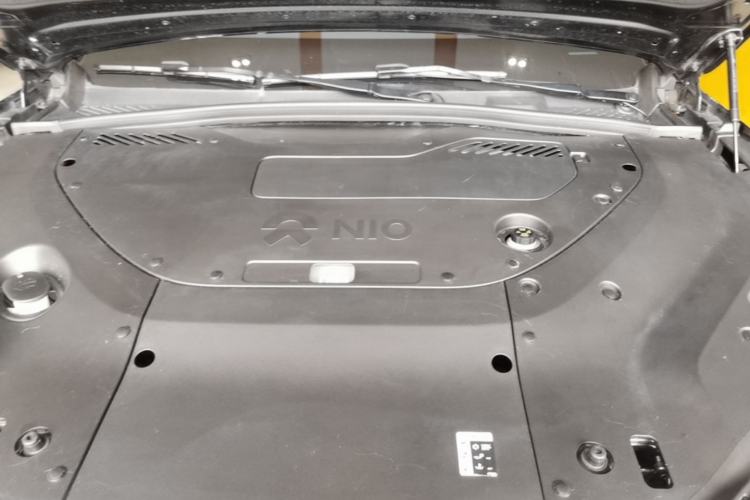 Used Nio ES8 2023 75 kWh Executive Edition Engine Bay