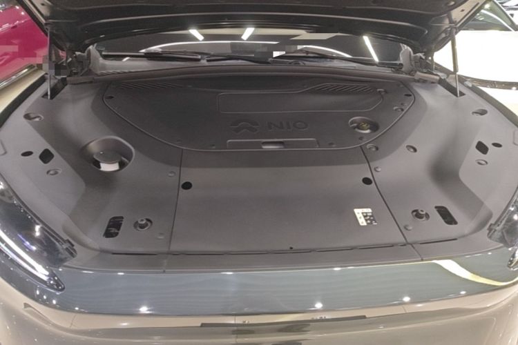 Used Nio ES8 2023 75 kWh Engine Bay
