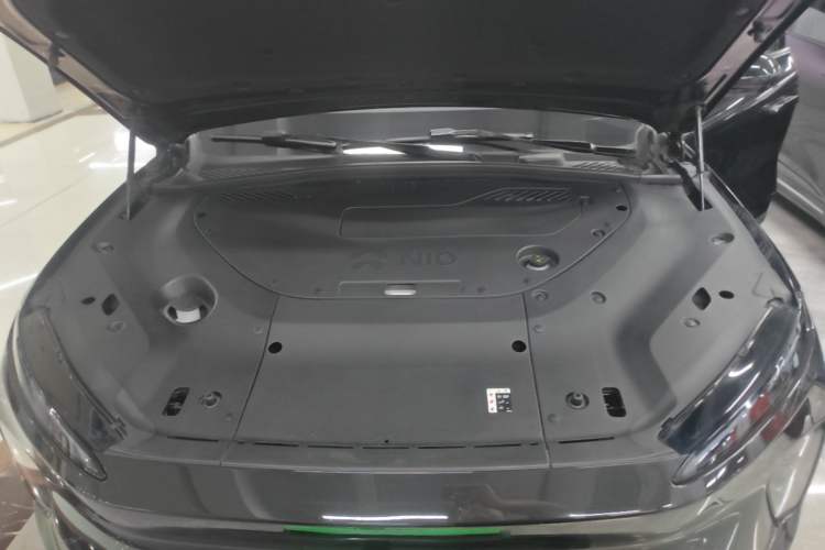 Used Nio ES8 2023 75 kWh Engine Bay