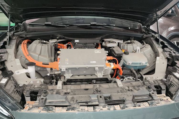 Used Nio ES8 2023 75 kWh Engine Bay