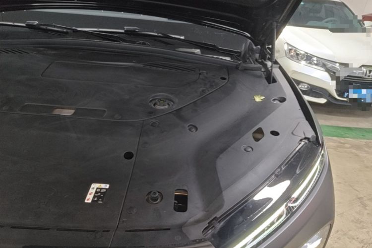 Used Nio ES8 2023 75 kWh Engine Bay Left