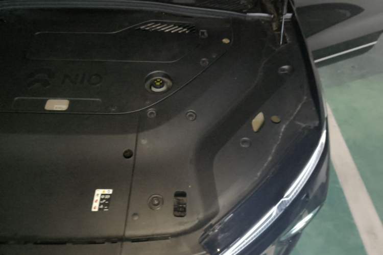 Used Nio ES8 2023 75 kWh Executive Edition Engine Bay Left