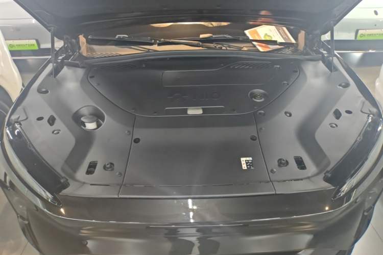Used Nio ES8 2023 75 kWh Executive Edition Engine Bay